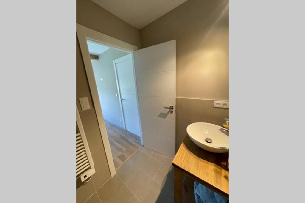 דירות Osséja New Construction Penthouse With Pool And Wifi מראה חיצוני תמונה